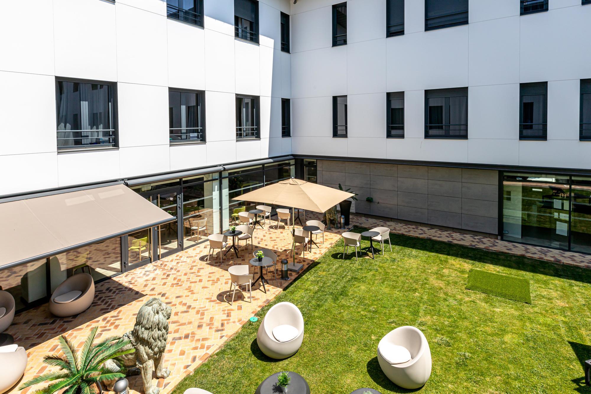 Aparthotel Les Jardins De St Cloud Saint-Cloud Exterior foto