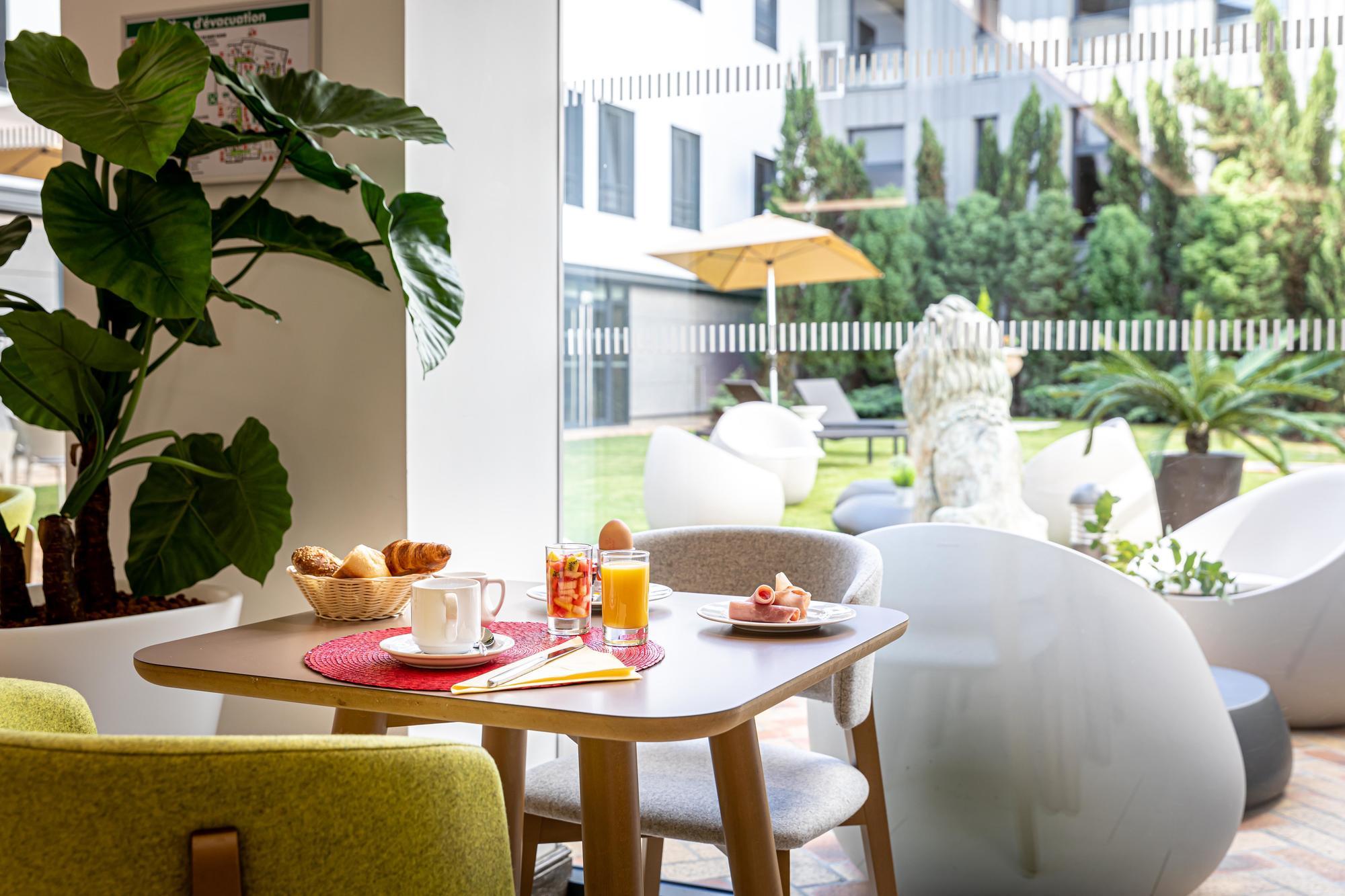 Aparthotel Les Jardins De St Cloud Saint-Cloud Exterior foto